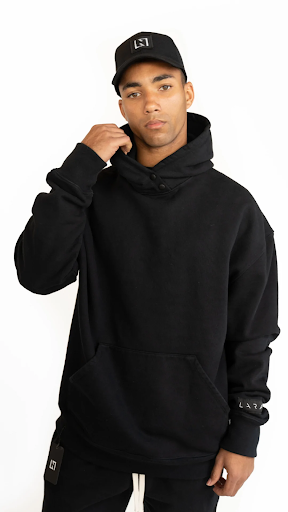 How to Stylize An Oversize Hoodie
